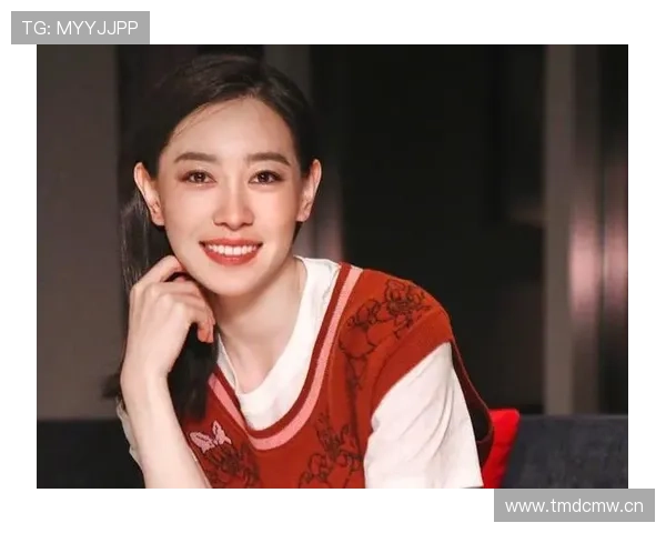 孙一文连换几套衣服，球场上和日常简直判若两人，谁能想到？